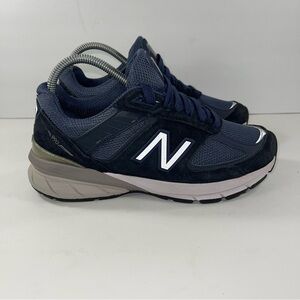 New Balance 990v5 Made in USA Blue Navy Running shoes Womens size 6.5